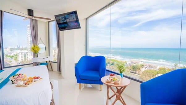 Annata Beach Hotel